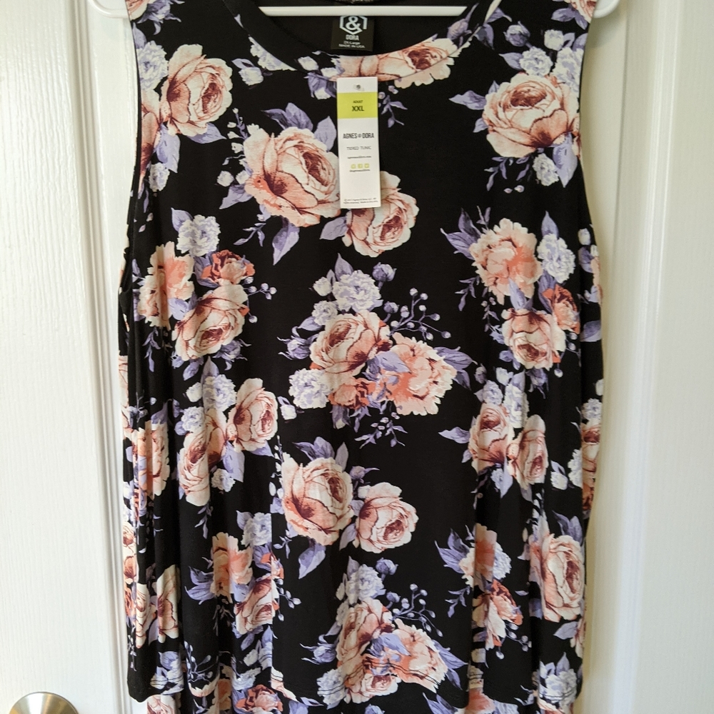 NWT Agnes & Dora XXL Black Floral Tiered Tunic Top